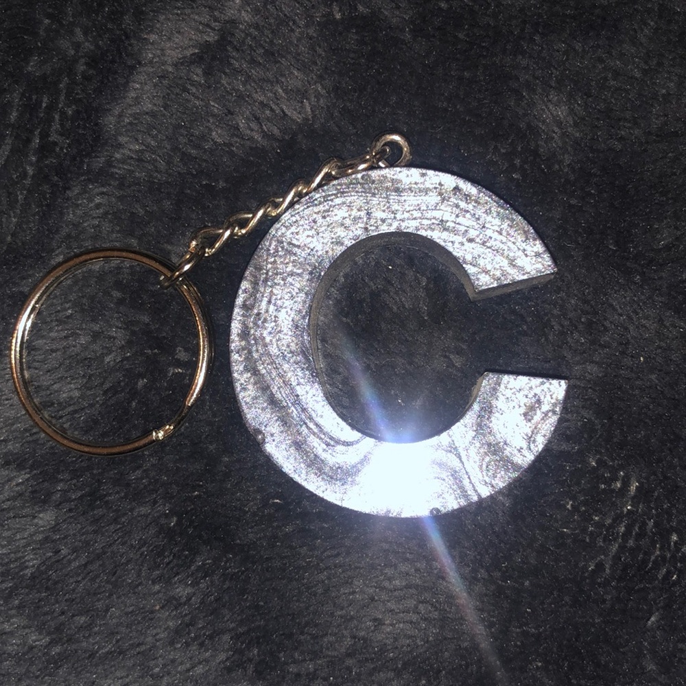 C marble resin keychain
